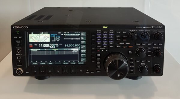 KENWOOD TS-890SE RICETRASMETTITORE HF/50/70 Mhz ALL MODE 100W - immagine 2